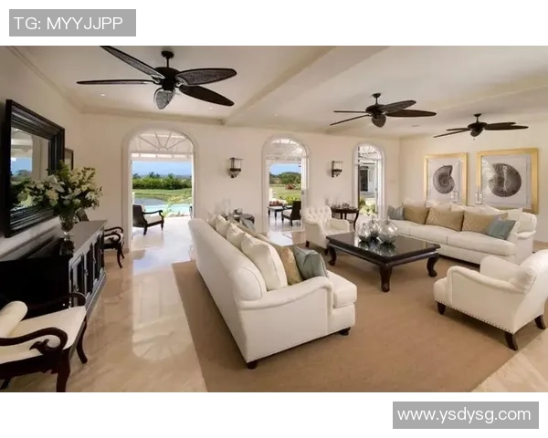 揭秘足球明星豪宅背后的奢华生活与独特设计风格 揭秘足球明星豪宅背后的奢华生活与独特设计风格