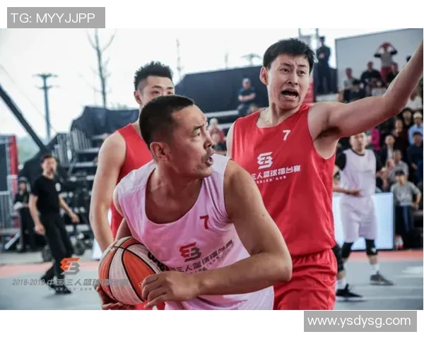 武汉篮球队在精英赛中以85分高居积分榜首位展现强劲实力